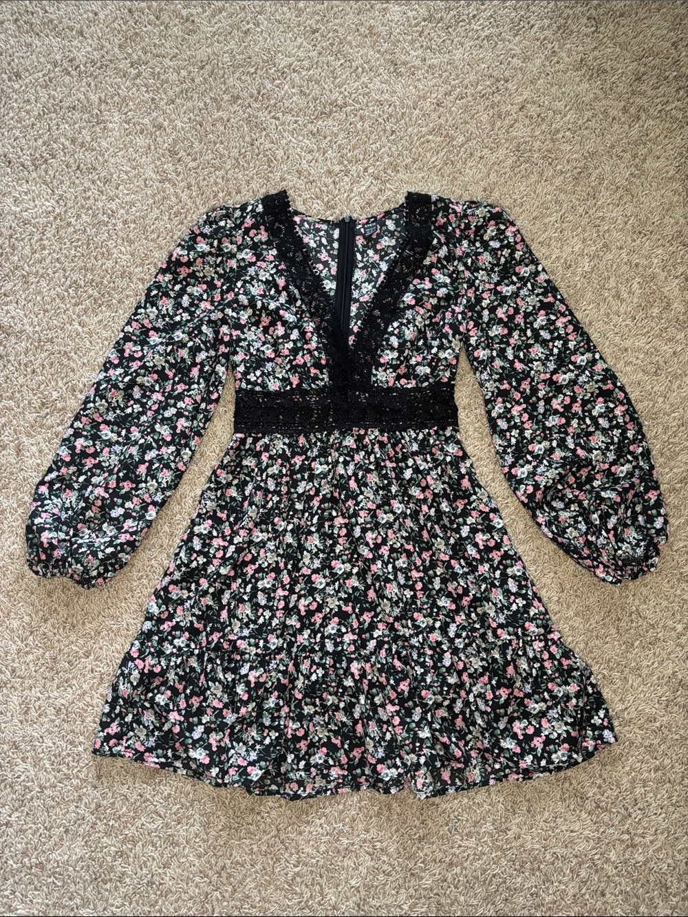 🌸SHEIN Floral Puff-Sleeve Dress🌸